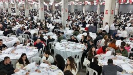 Lider Pehlivan, iftarı belediye ailesiyle karşıladı