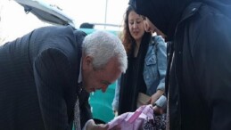 Lider Şadi Özdemir “Anne Taksi”nin direksiyonuna geçti