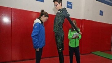 Lider Ünsal’dan Sportif Yetenek Ölçüm Merkezi’ne ziyaret