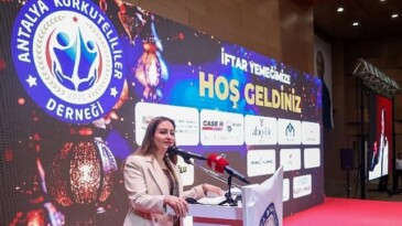 Lider Vekili Özdemir Korkutelililerle iftarda bir ortaya geldi