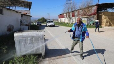 Menderes’te Ot İlaçlamaları Başladı