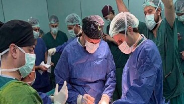 Menisküs Cerrahisinde Türkiye’de Bir Birinci, DEÜ’de Gerçekleşti!