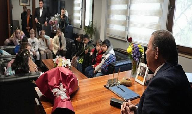 Minik Öğrenciler Sordu, Lider Topuz Yanıtladı