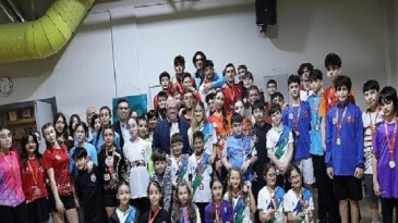 Nilüfer’de squash heyecanı