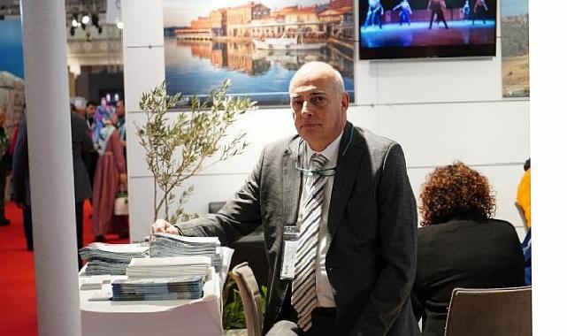 Özgültekin; Ayvalık, “Gel” Diye Çağırmıyor; “Hazırsan Buradayım” Diyor…