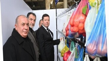 Salihli’de “Askıda Sebze–Meyve” Uygulaması Başladı