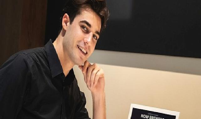 Samsung Biyo-Reçine ile üretilen birinci 13 inç’lik Renkli E-paper ekranını tanıttı