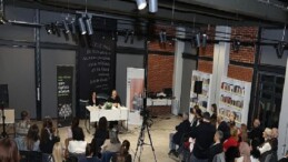 Seray Şahiner, son romanını doğduğu kent Bursa’da anlattı