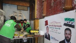 Suriye Rakka’da Büyükşehir’le iftar rahmeti