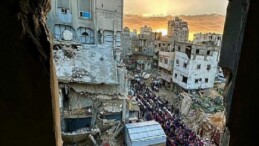 Türk Kızılay Gazze’de Ramazan’ın Birinci İftar Sofrasını Kurdu