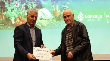 Yeşilin Kalbi Çankaya’da 300 Bahçıvan Sertifika Aldı