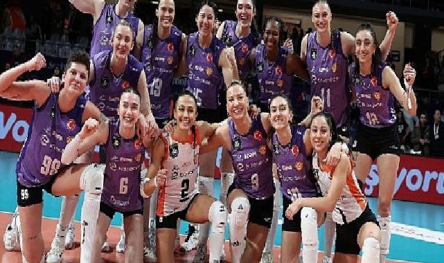 5 setlik derbinin galibi Eczacıbaşı Dynavit!