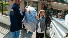Aliağa’dan Karşıyaka’ya uygunluk köprüsü: “Mavi Kapak” kampanyasına 200 kilogramlık takviye