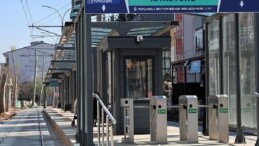 Alikahya istikametinde 6 durağın tabelası asıldı