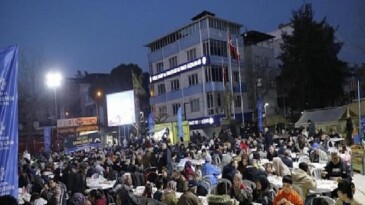 Başkan Çerçioğlu Her Gün Binlerce Vatandaşı İftar Sofralarında Buluşturmaya Devam Ediyor