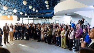 Bayram Öncesi Balçova’da Dayanışma Tablosu: Lider Yiğit İşçilerle Buluştu