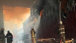 Buca’daki yangında Büyükşehir itfaiyesinin vakitle yarışı