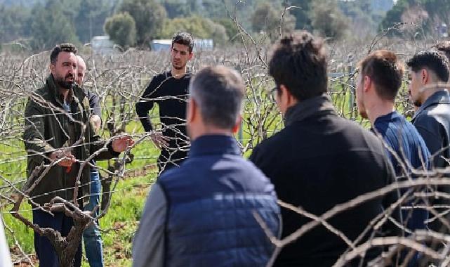 Buca’nın bağlarında geleceğin ziraat mühendisleri yetişiyor