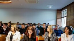 Büyükşehir Belediyesi Erişilebilirlik seferberliği toplantısı düzenledi