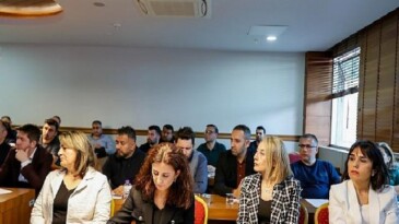 Büyükşehir Belediyesi Erişilebilirlik seferberliği toplantısı düzenledi