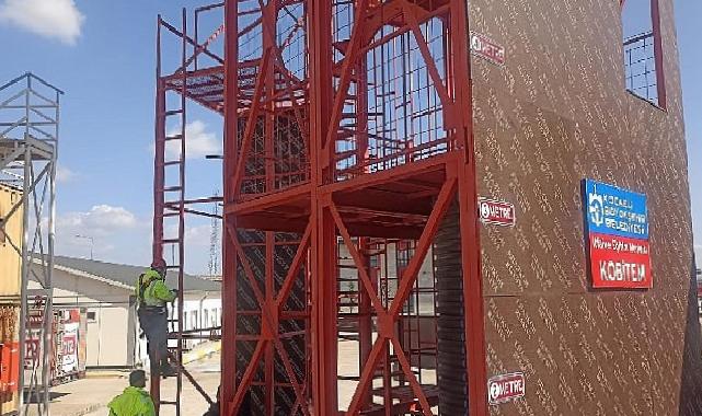 Büyükşehir işçisine “yüksekte çalışma” eğitimi