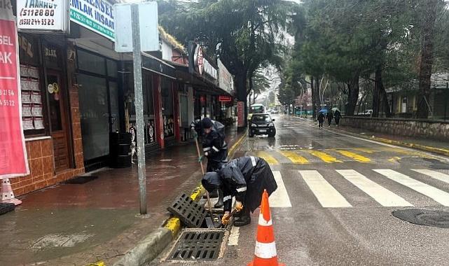 Büyükşehir, su baskını ve taşkın riskine karşı alanda