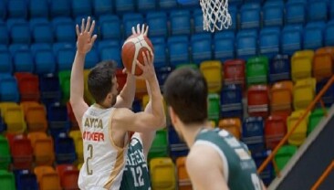 Büyükşehir Taraftarı Önünde Farka Koştu