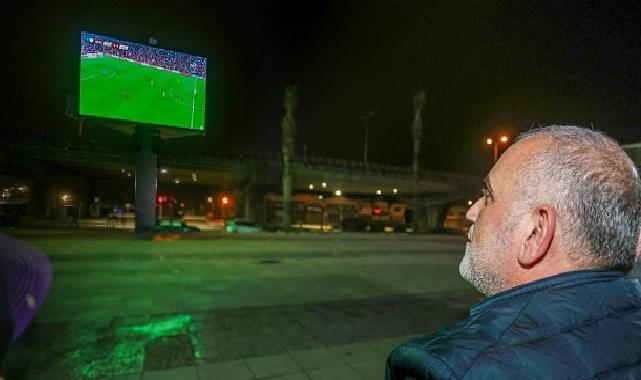 Canik’te Ulusal Maç Heyecanı Dev Ekranla Paylaşıldı
