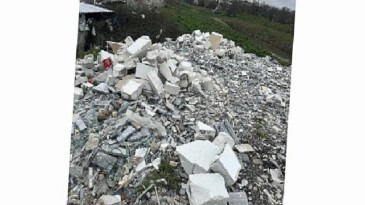 Çevreyi kirletti zabıtaya yakalandı!