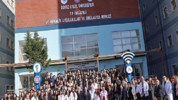 DEÜ’den Tıp Eğitimine Güçlü Yatırım: Yeterli Hekimlik Uygulamaları ve Simülasyon Merkezi Açıldı