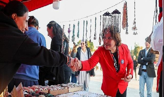 Didim’de İşçi Bayanlar Pazarı Kent Meydanı’nda açıldı