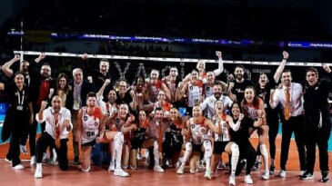 Eczacıbaşı Dynavit ismini finale yazdırdı!