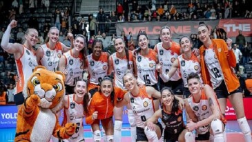 Eczacıbaşı Dynavit olağan dönemi galibiyetle tamamladı