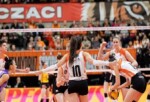 Eczacıbaşı Dynavit Vodafone Sultan Ligi Play-off serisi birinci maçında VakıfBank’ı konuk etti