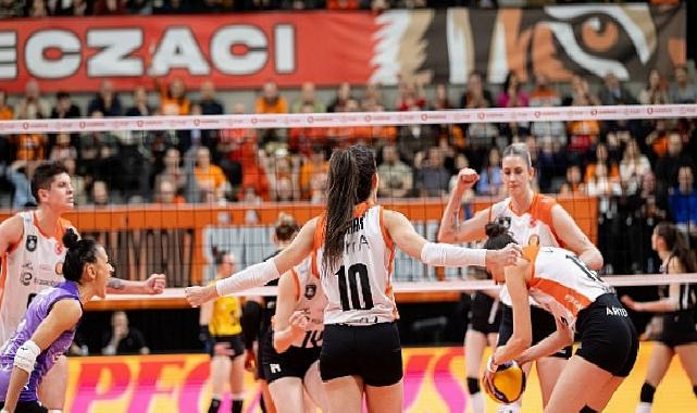 Eczacıbaşı Dynavit Vodafone Sultan Ligi Play-off serisi birinci maçında VakıfBank’ı konuk etti