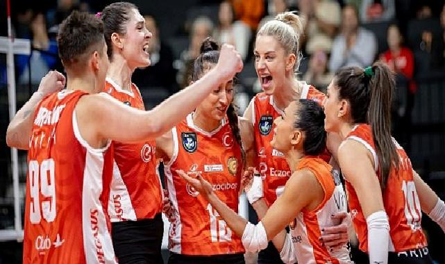 Eczacıbaşı Dynavit’in yarı final rakibi Fenerbahçe Medicana!