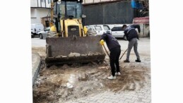 Edremit Belediyesi Altınkum’da ve Kadıköy’de Yolları Yeniliyor