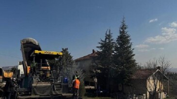 Fatih Mahallesi’nde Asfalt Çalışmaları Sürüyor