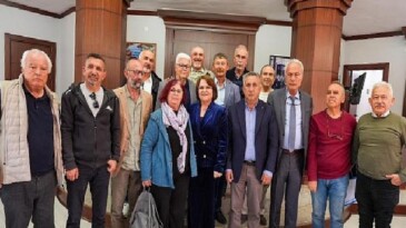 Fevzipaşa Mahallesi Heyeti Lider Hatice Gençay’la Buluştu