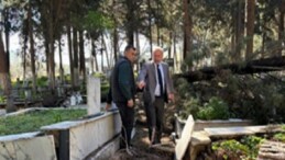 Fırtınadan etkilenen mezarlıklara süratli müdahale