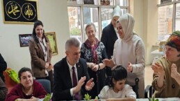 Gölcük’te Çiçekler Pürüzleri Aştı