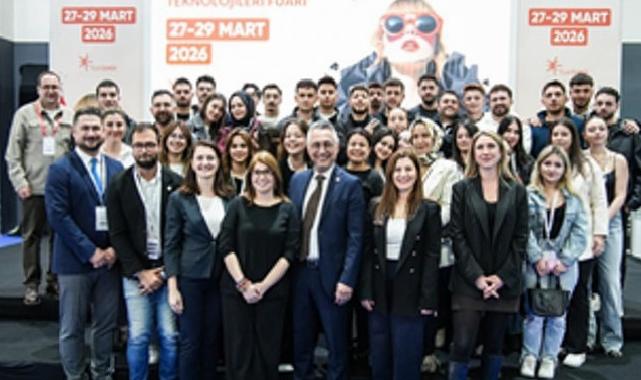 Görme sıhhatinin geleceği İzmir’de konuşuldu