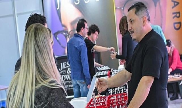 Görme sıhhatinin geleceği İzmir’de konuşuldu