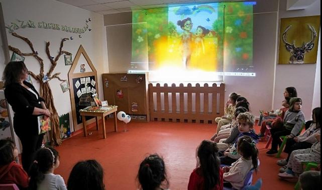 İzmir Zelzelesinin Mucizesi Ayda ile Evlatlarını Kaybeden Anne Çocuklara Zelzelesi Anlattı