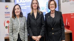 İzmir’de “Cesaretin İsmi: Kadın” tepesi başlıyor