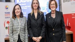 İzmir’de “Cesaretin İsmi: Kadın” tepesi başlıyor