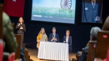 İzmir’de Roman Yurttaş Meclisi kuruldu