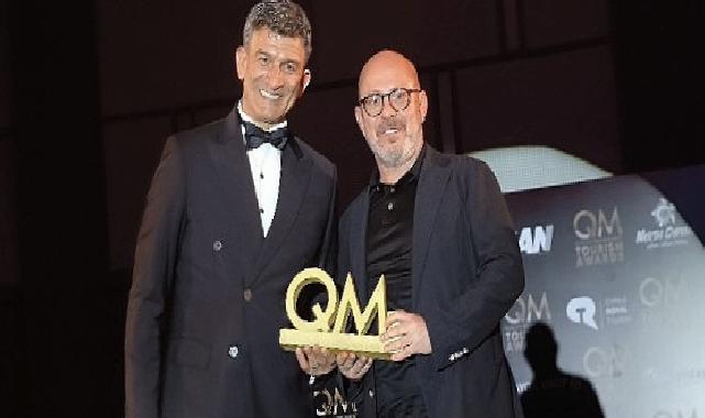 Jolly, QM Awards’ta ikili mükafatla sahnede