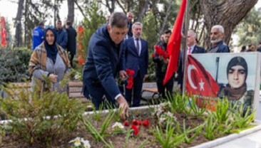 Kadifekale’de şehitler dualarla anıldı