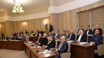 Kahramankazan Belediye Meclisi’nde Ramazan Gündemi: ‘İftiralara Karşın Ramazan Rahmeti Sürüyor